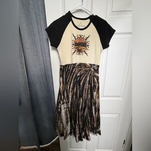 Black and Cream Graphic Sun Dress